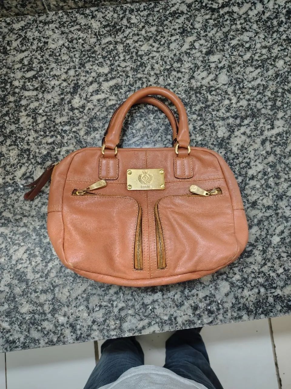Bolsa de Mão Couro Legitimo da Forum Original 