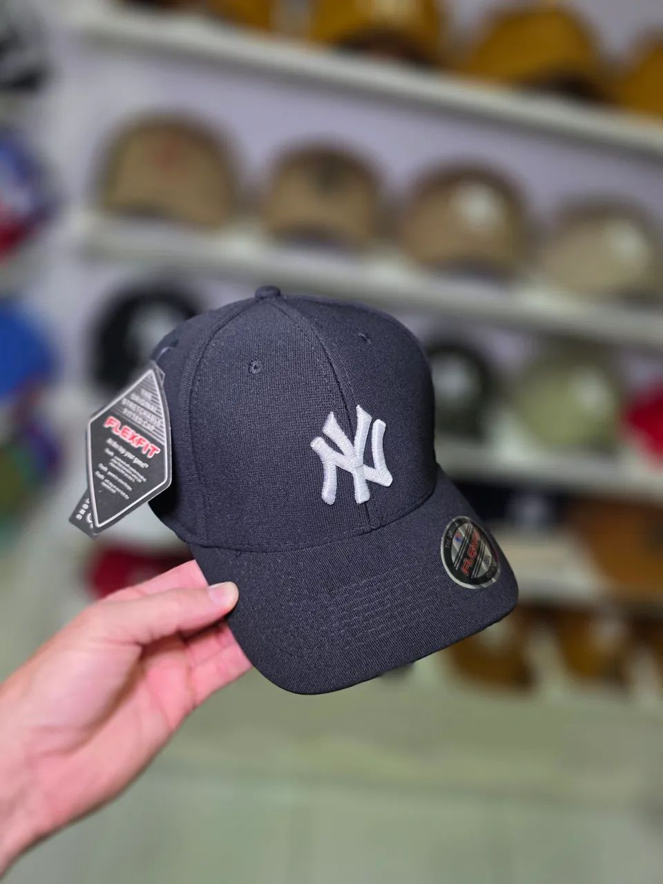 BONÉ NY FECHADO FLEXFIT  - Foto 3