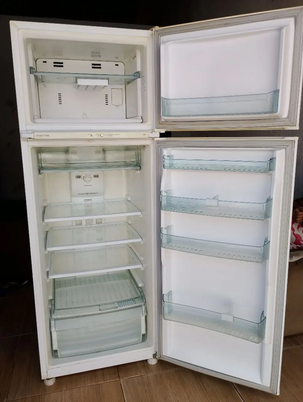 Vendo geladeira  - Foto 2