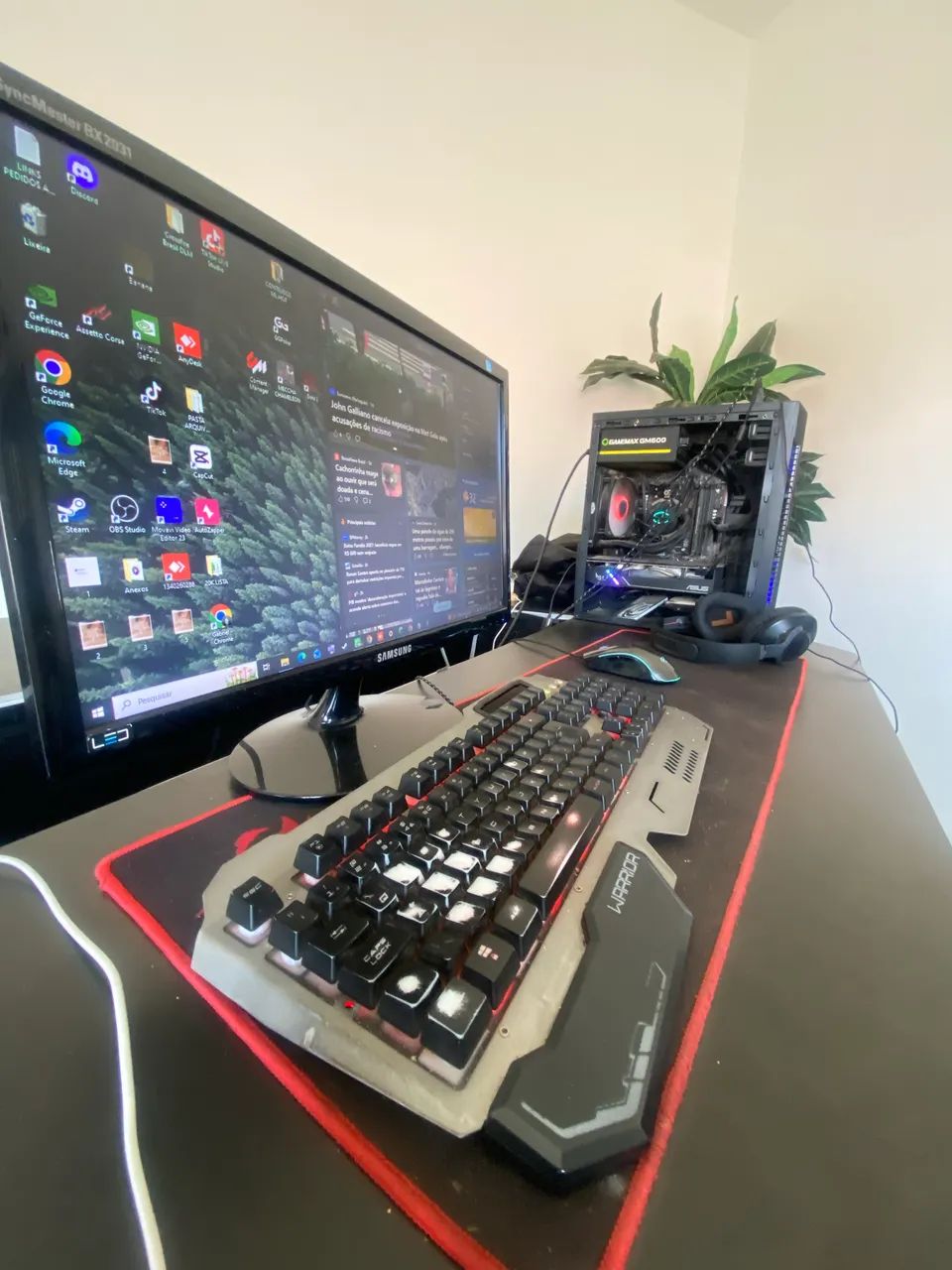 Desktop gamer