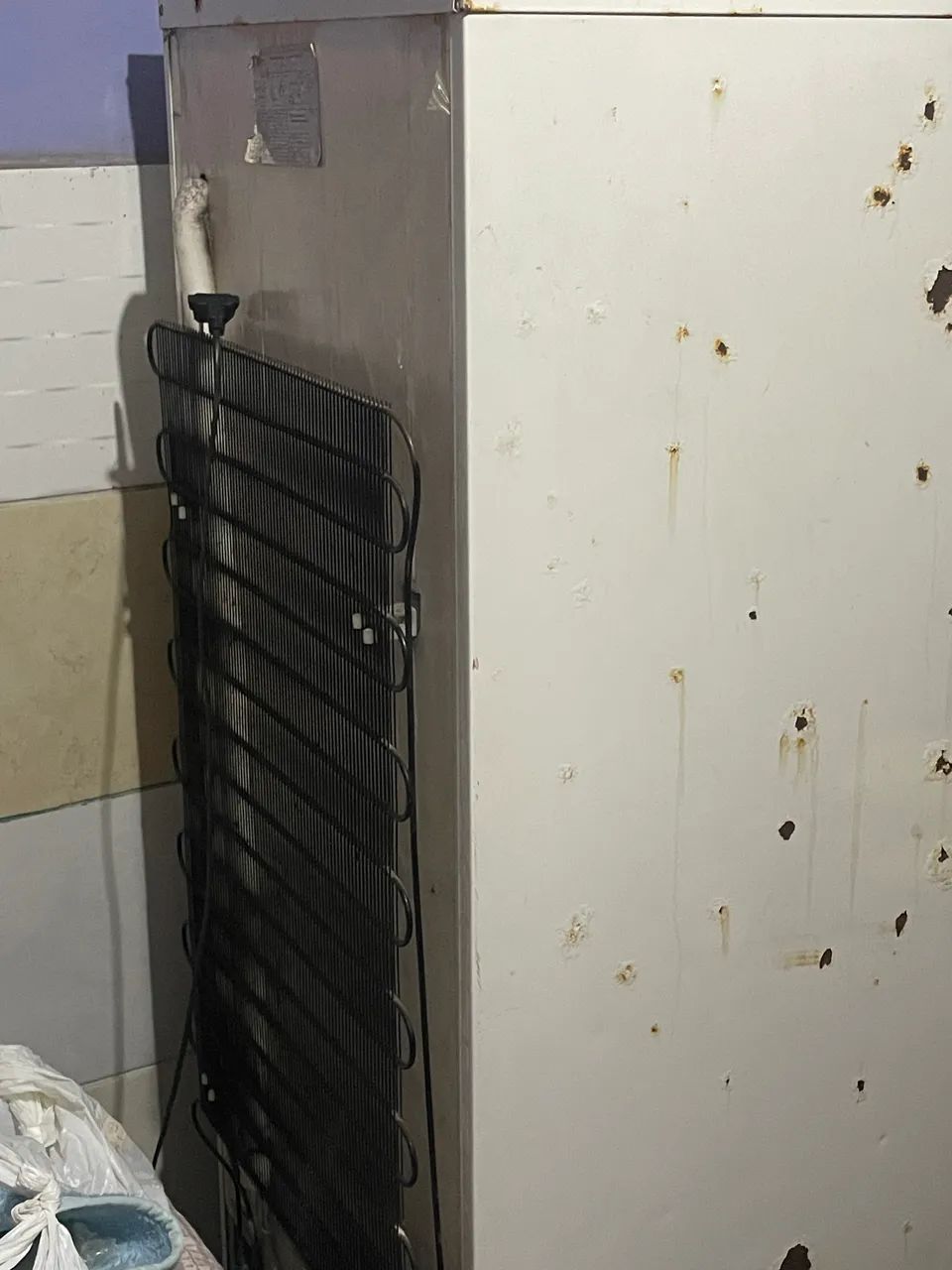 Geladeira com defeito 
