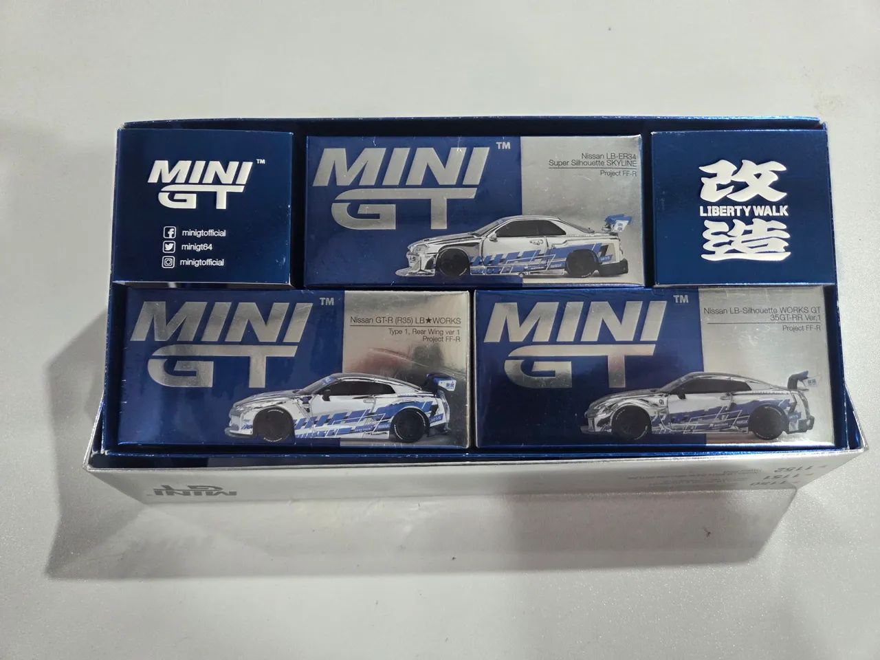 Mini GT LibertyWalk Tokyo Auto Salon 2026 - Hobbies e coleções