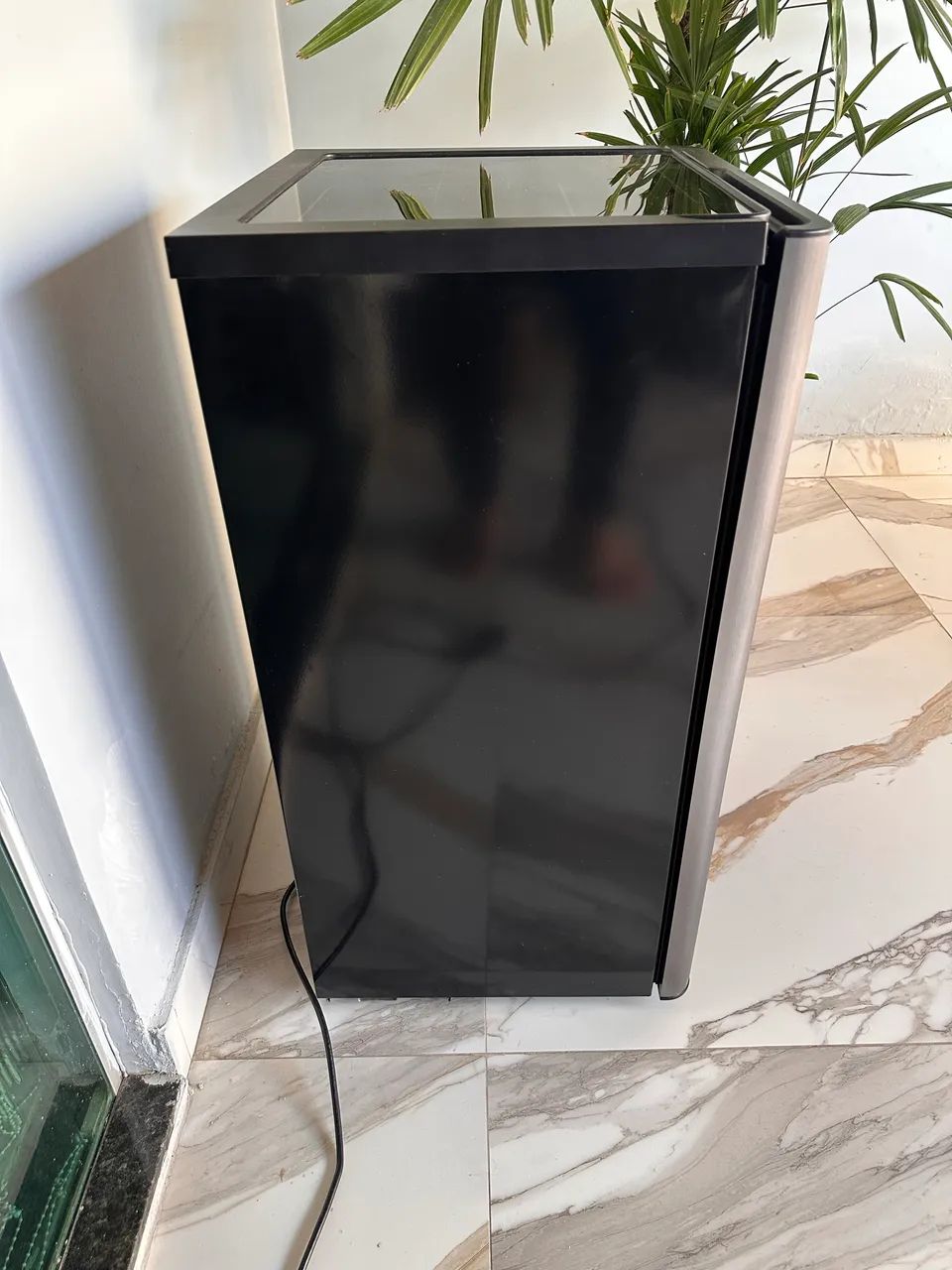 Adega eletrolux para 34 garrafas - Foto 4