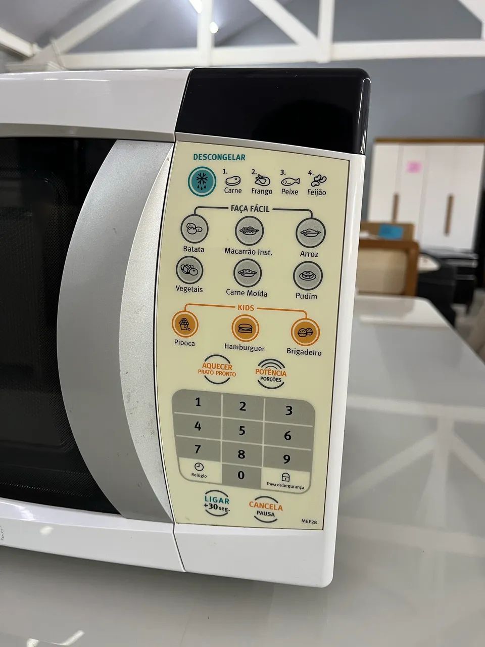 Micro ondas Electrolux 18 litros - Foto 4