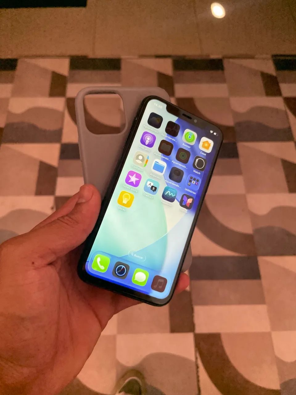 iPhone 11 Pro 64gb - Foto 2