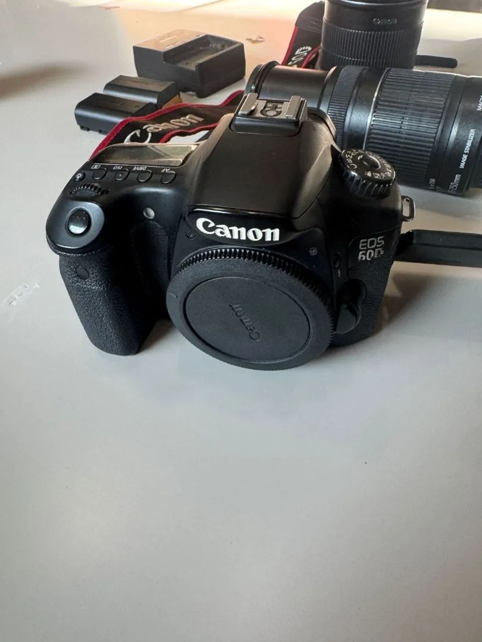 Camera da canon 60D lente e baterias  - Foto 4