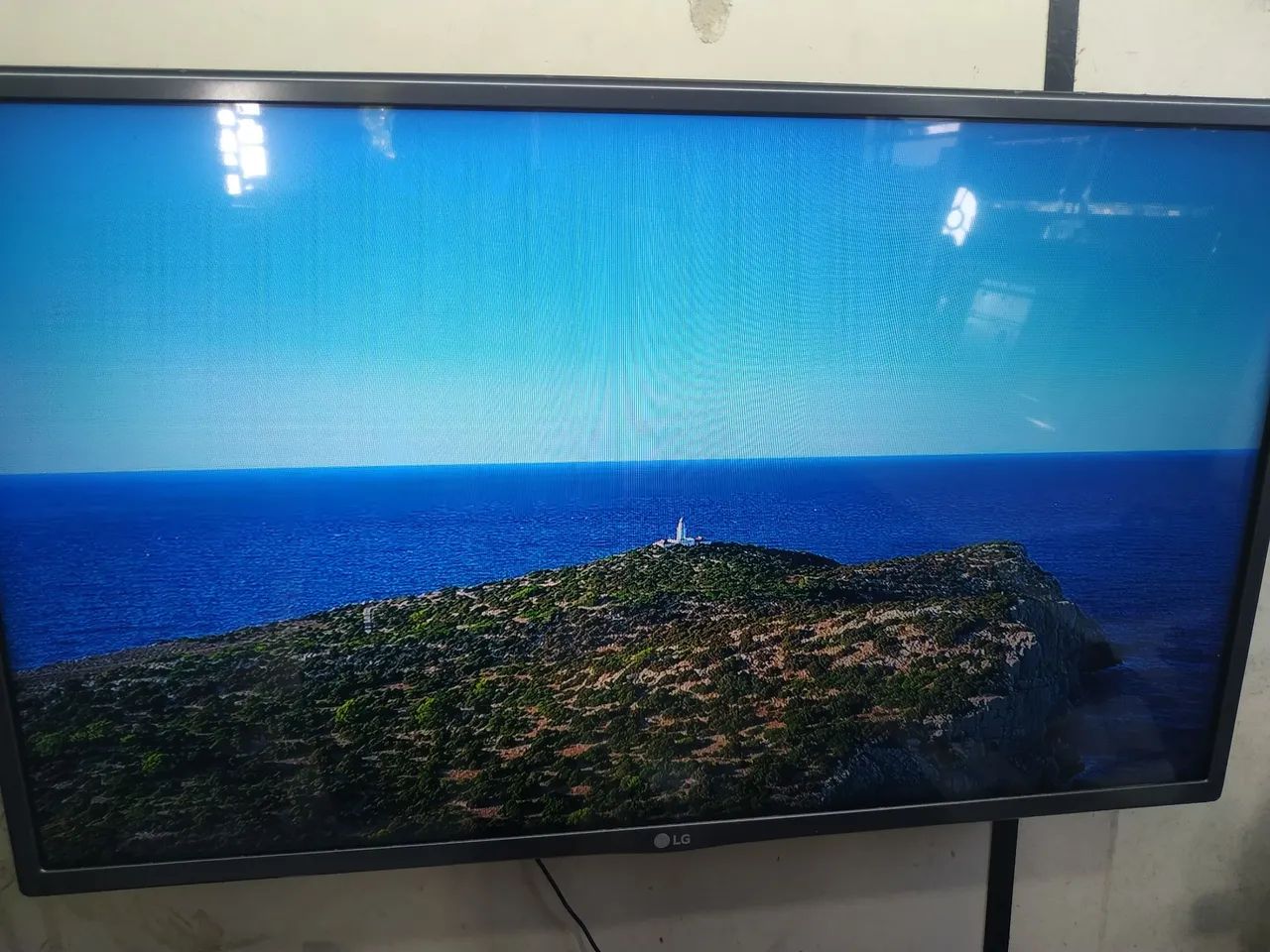 Tv LG Smart de 32 polegadas  - Foto 3