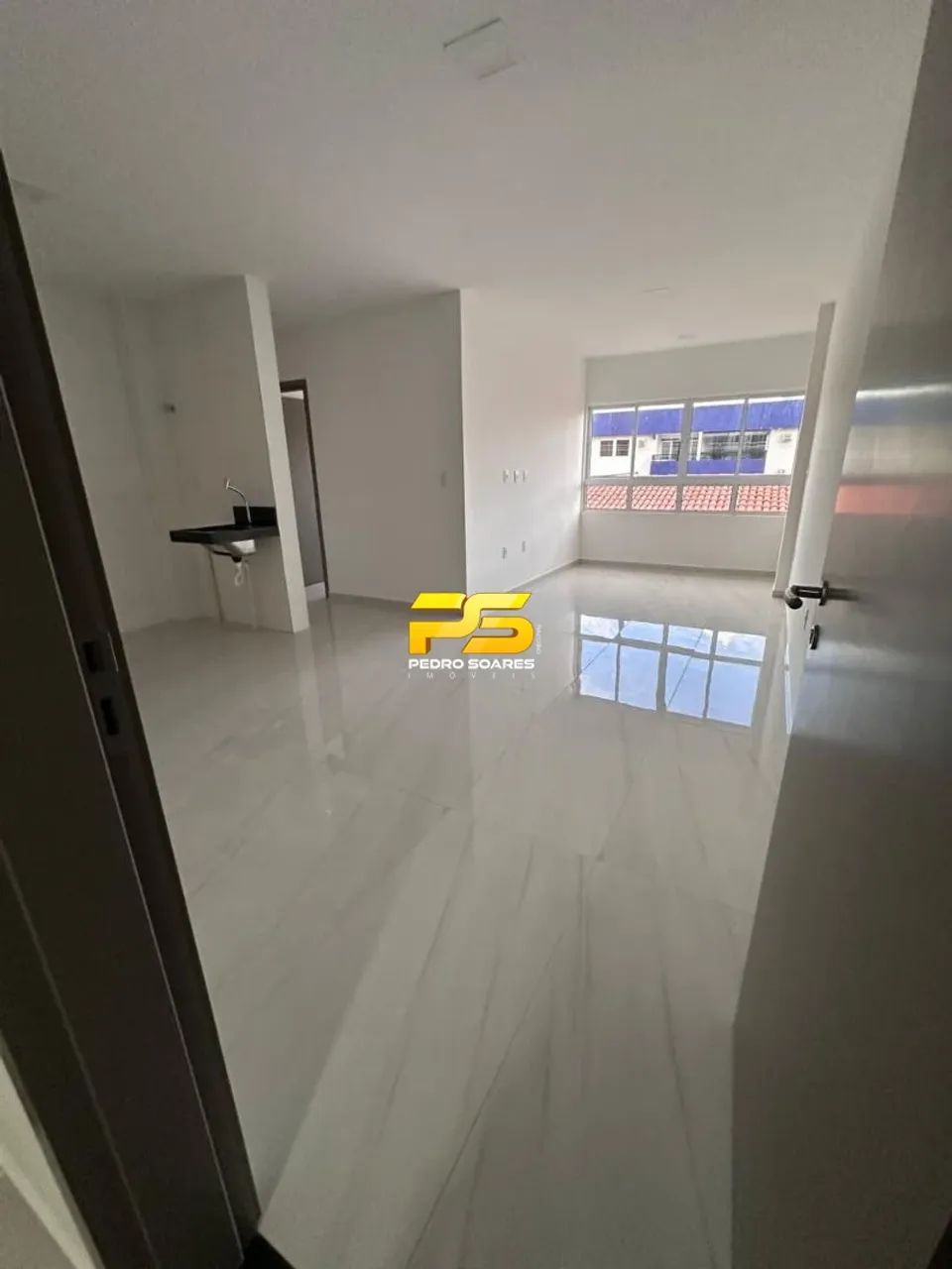 Apartamento à Venda em Camboinha REF: AP1405
