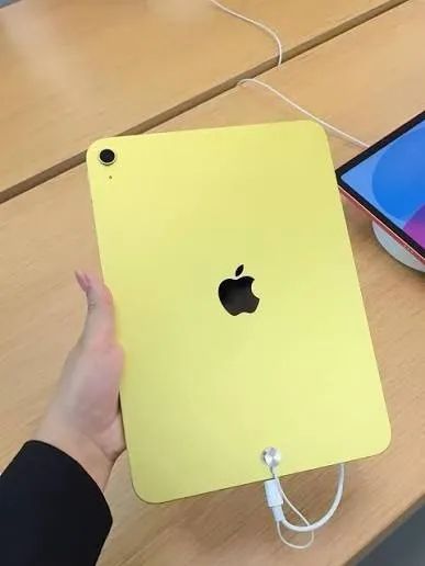 iPad 11 (A16) Wi-Fi 256gb Amarelo - Tablets e E-Readers - Batalha