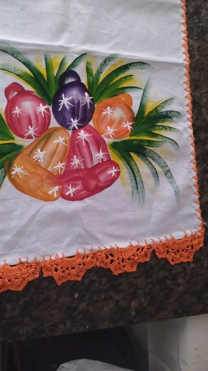 Kit 2 Panos de Copa Pintado a Mão com Bico de Crochê 75cm x 49 cm  - Foto 4