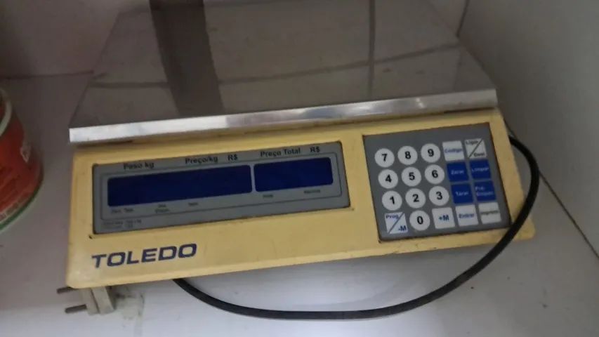 BALANÇA TOLEDO COMERCIAL 15KG - USADA E EM BOM ESTADO