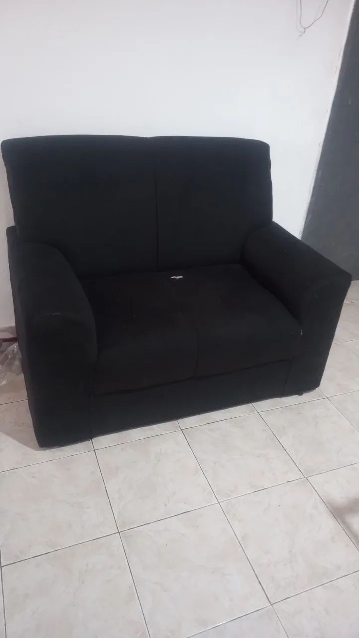 Sofá preto de dois lugares  - Foto 2
