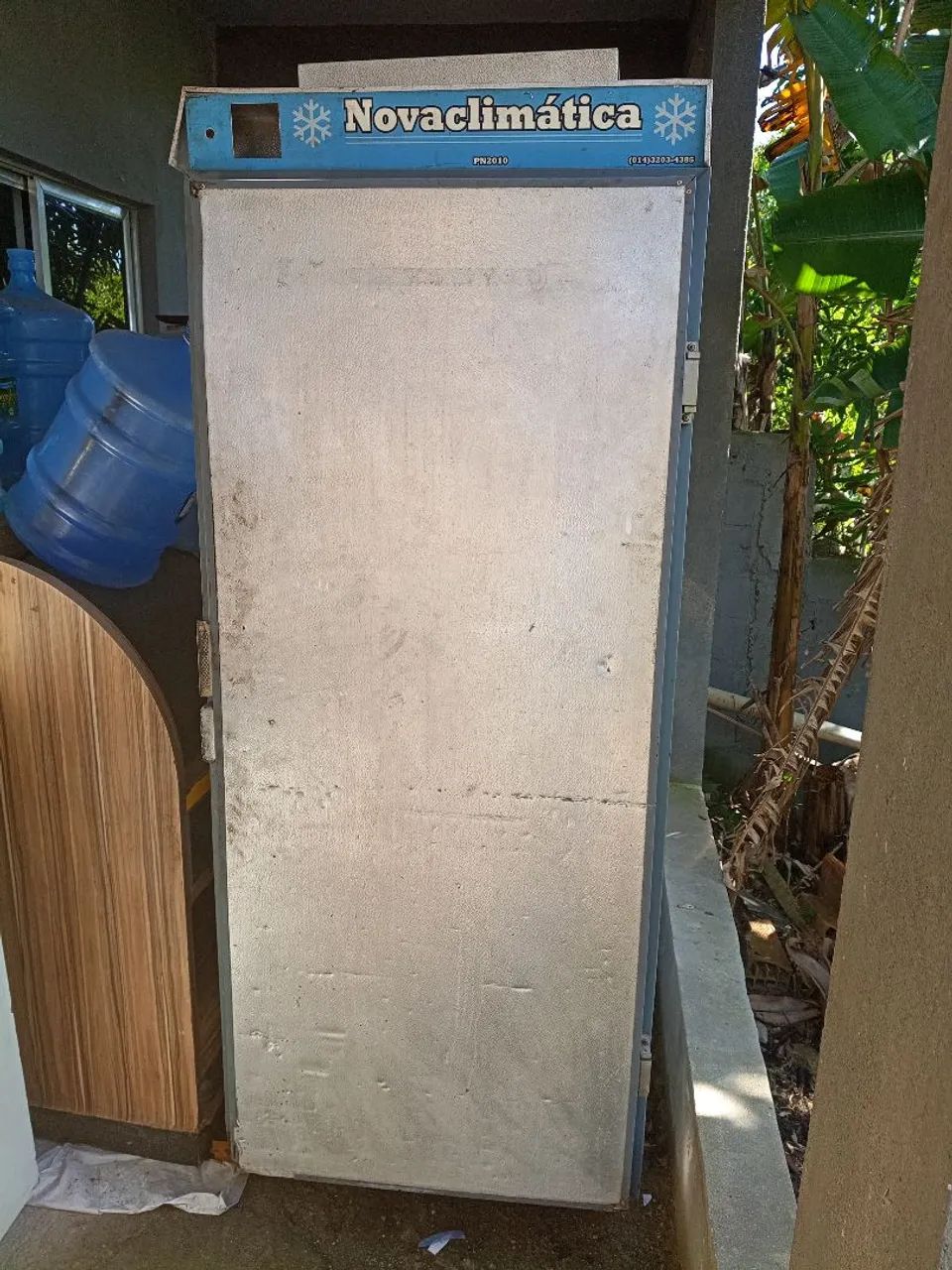 Vendo Climática 20 telas 220v.