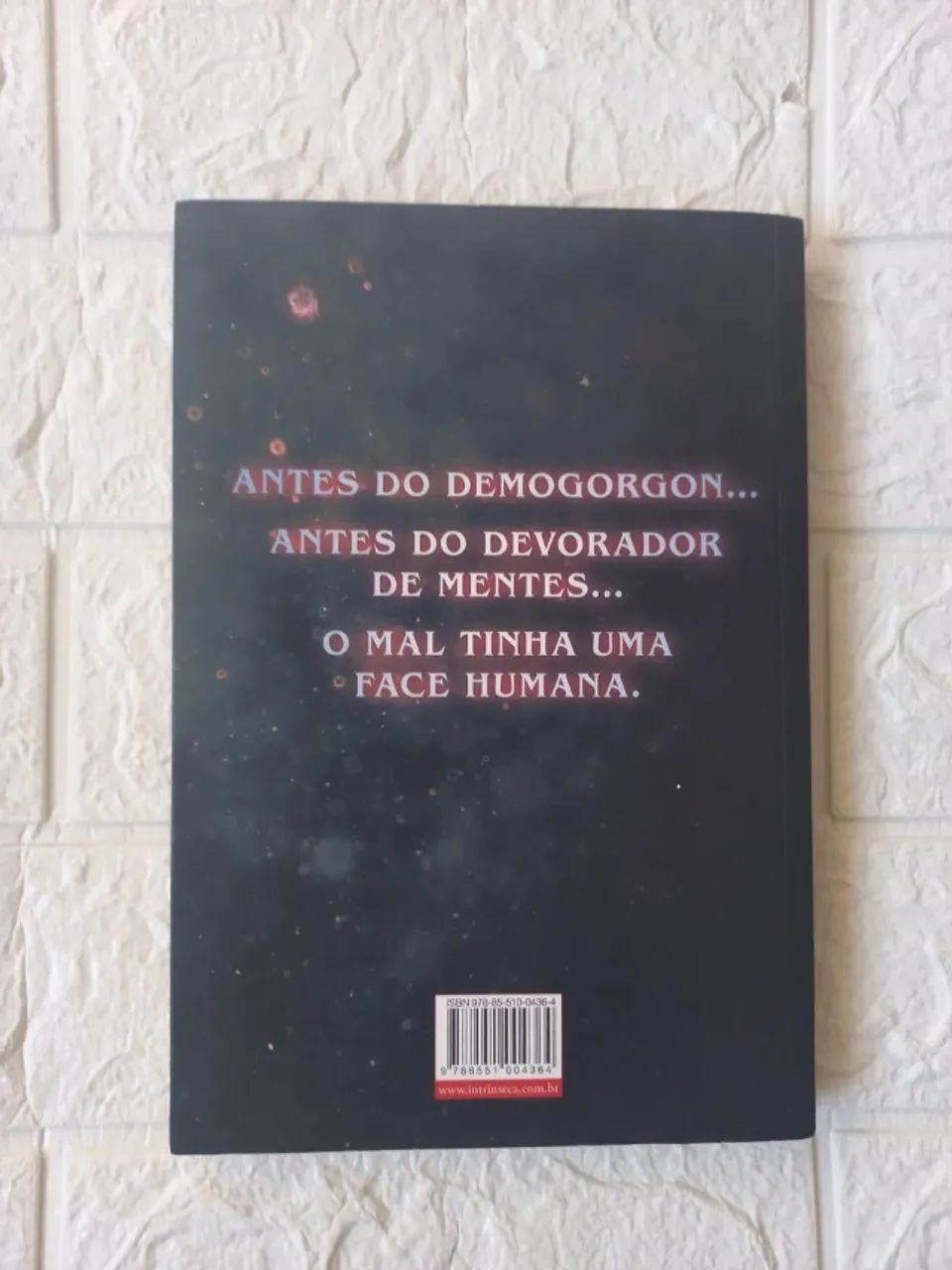 Livro Stranger Things - Foto 3