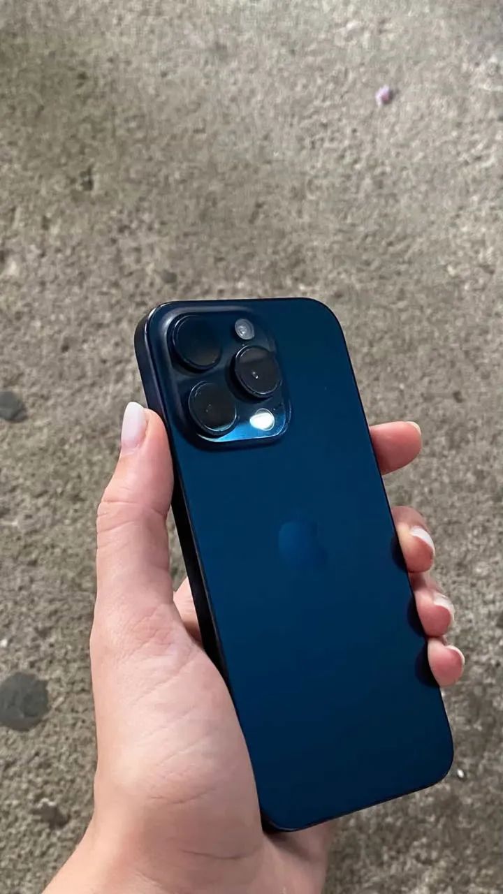 iPhone 15 pro 256g  - Foto 2