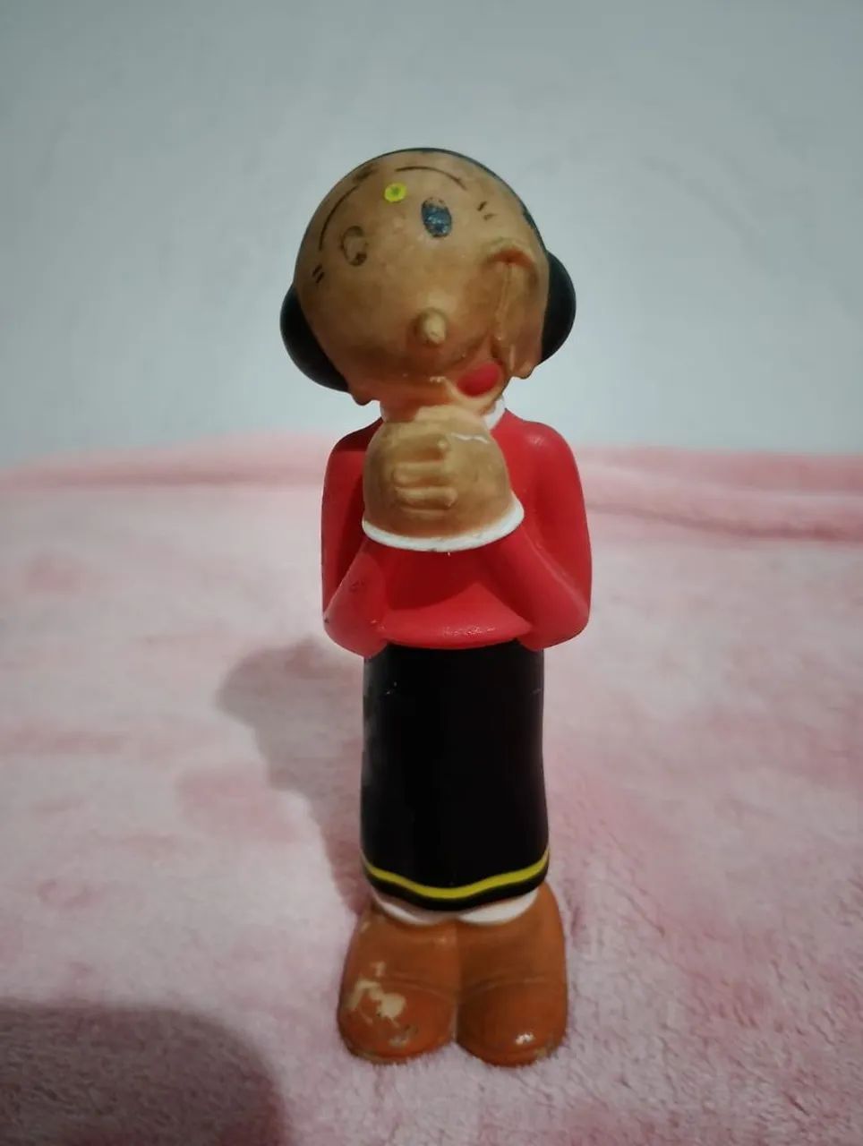 Boneca Olivia de vinil KFC 2009