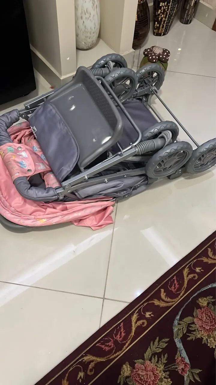 Carrinho de passeio com viseira  - Foto 5