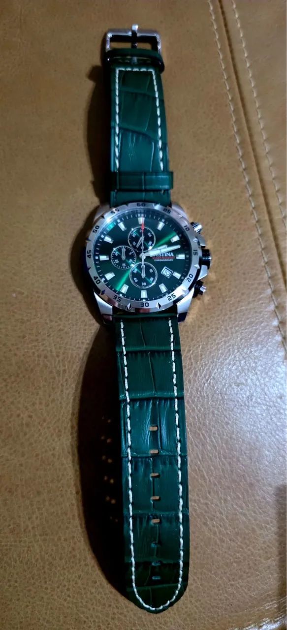 Relógio Festina verde com pulseira de couro  - Foto 2