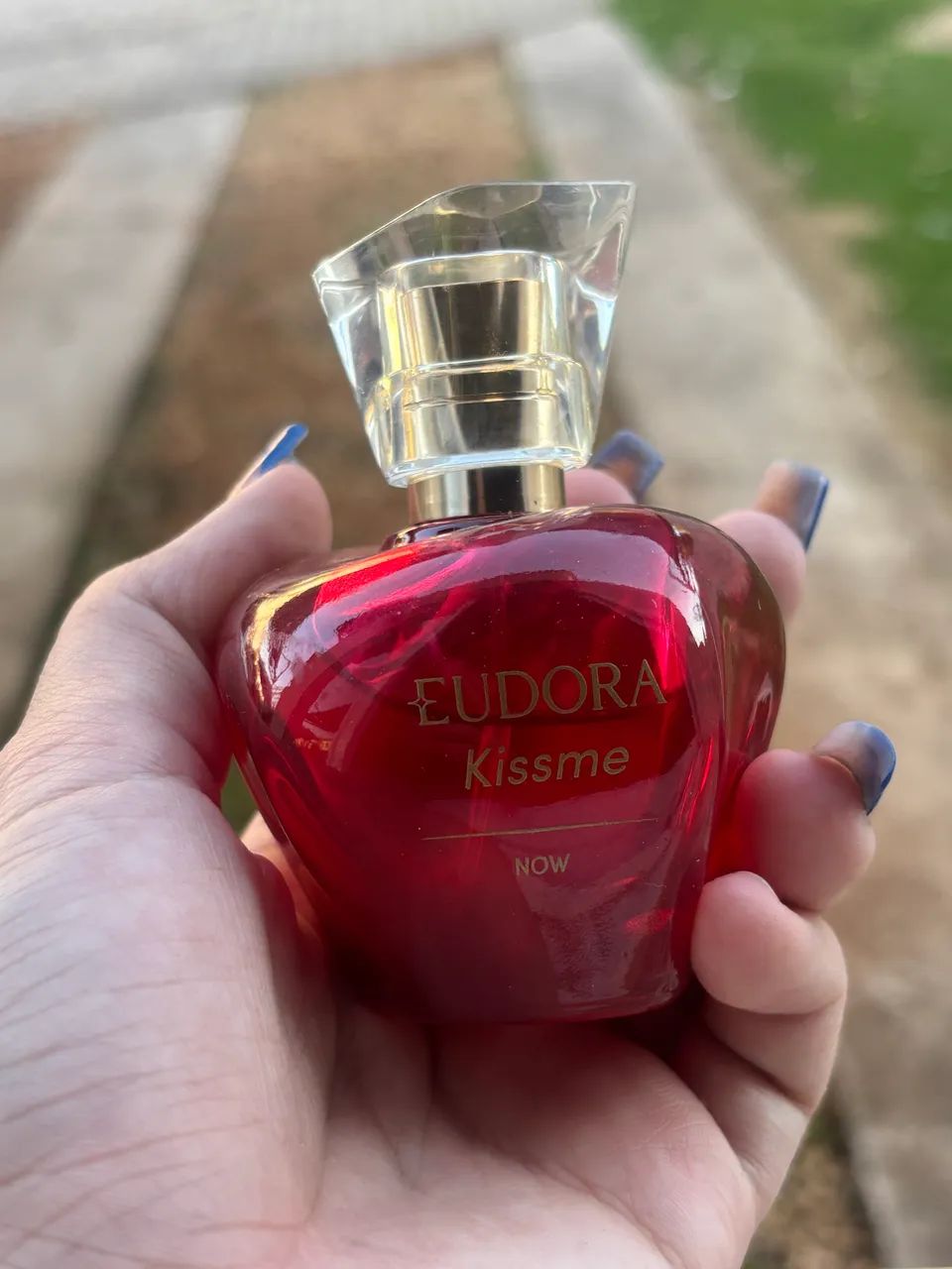 Perfume Eudora kiss me now 