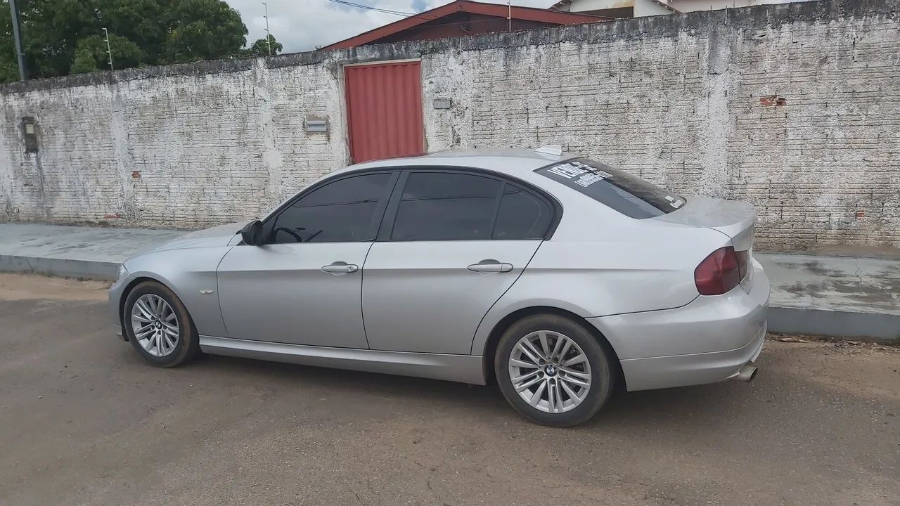 BMW 320I A 2010 - Foto 5