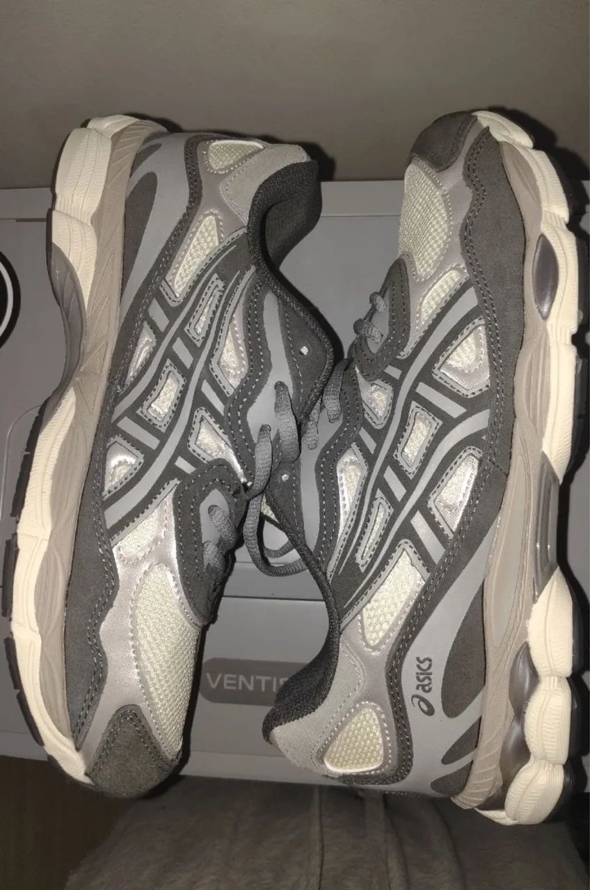 Asics nyc gel