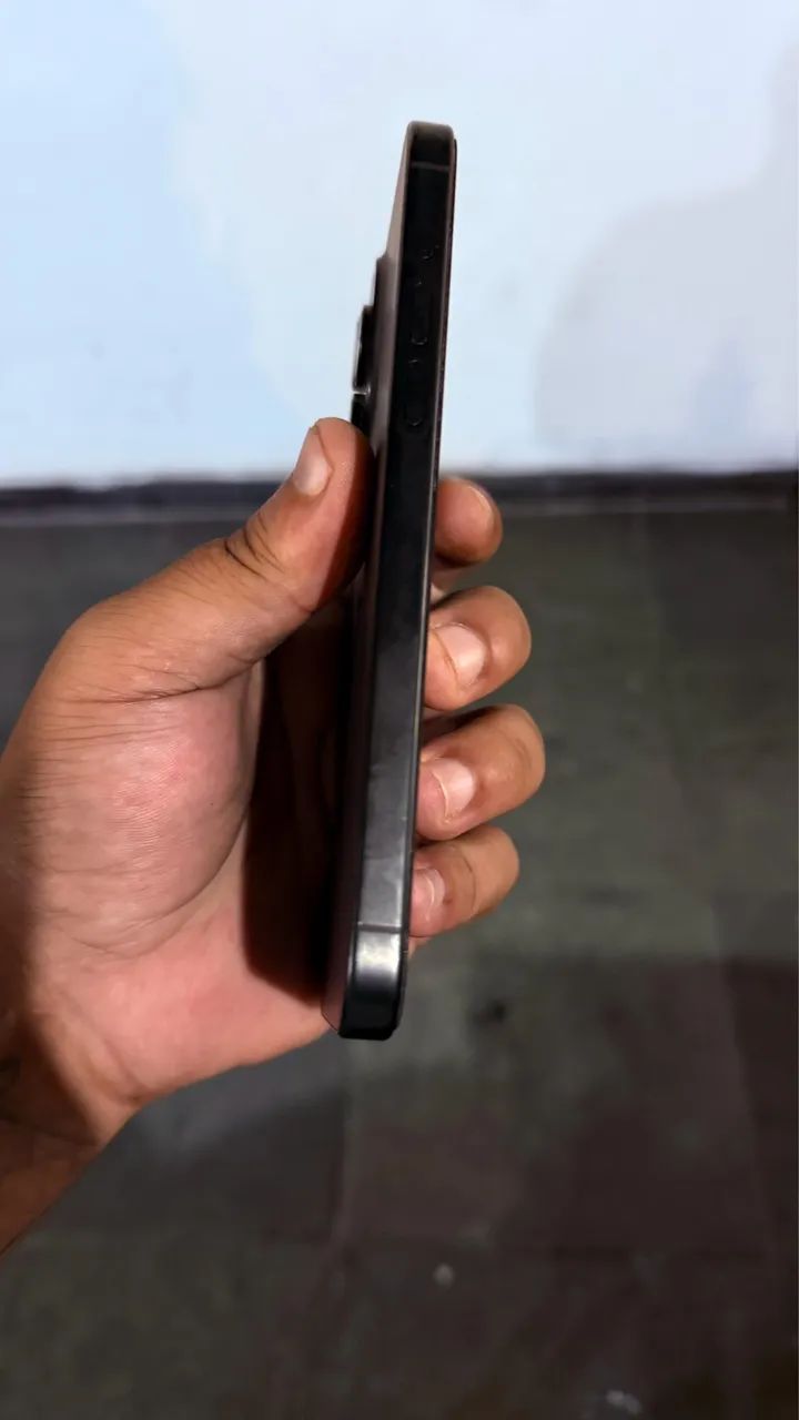 iPhone 15 pro max 256 - Foto 3