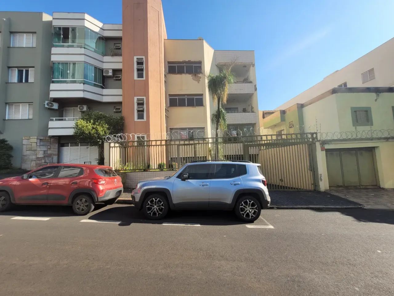 Apartamento para Locação e Vendas no bairro Tabajaras