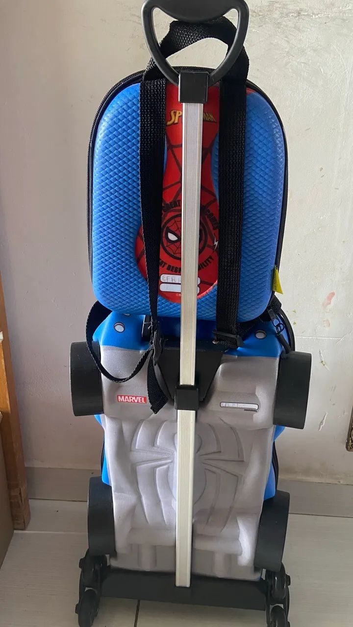 Mochila escolar com rodinhas  - Foto 3