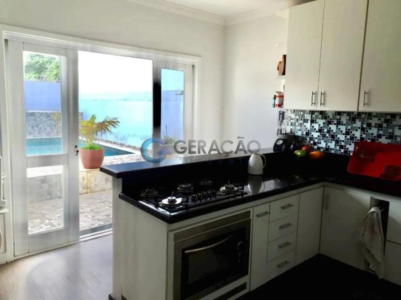 Casa sobrado com 350,00m² - Vila do Tesouro