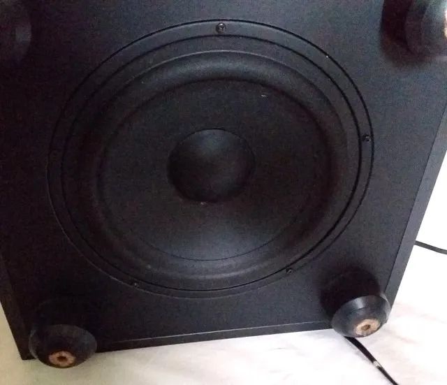 Subwoofer modelo TS5 marca Harman Kardon...POTENCIA de sobra.  - Foto 2