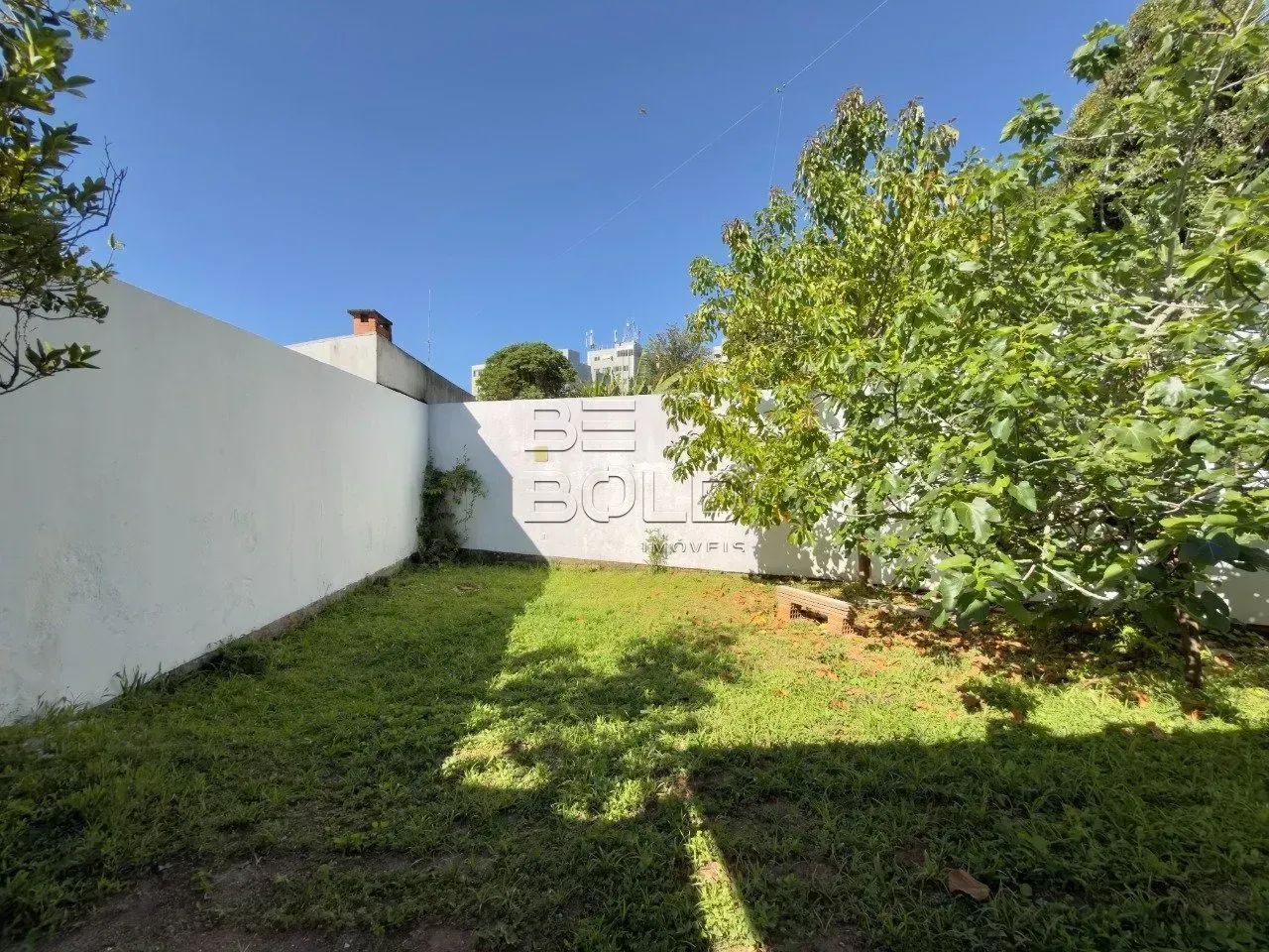 Casa com edícula e 3 dormitórios no Itaguaçu - Foto 2