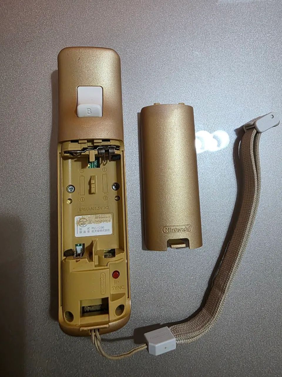 CONTROLE WII REMOTE ZELDA EDITION + MOTION PLUS INSIDE SEMINOVO