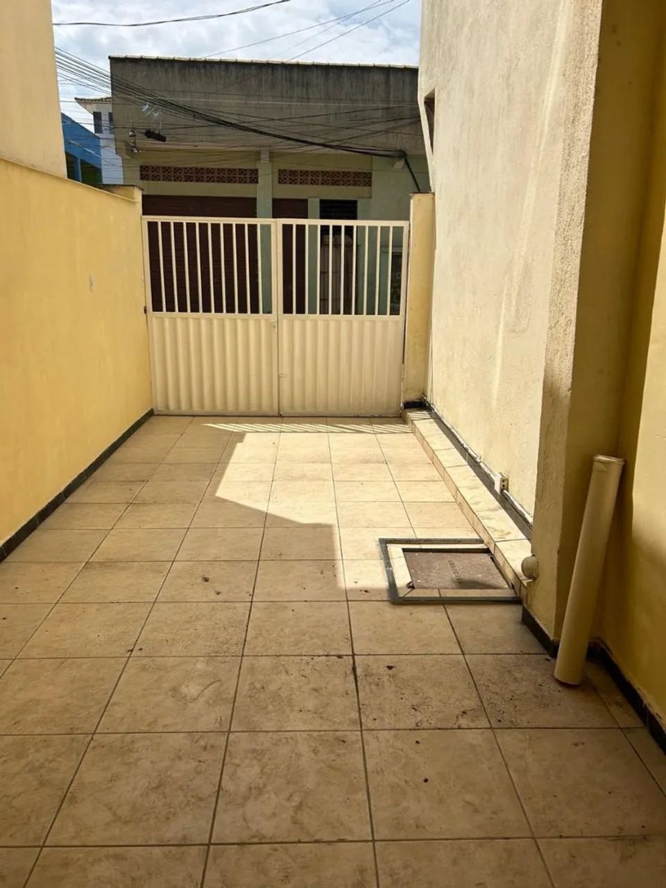 Linda casa 2 quartos, independente. - Foto 3