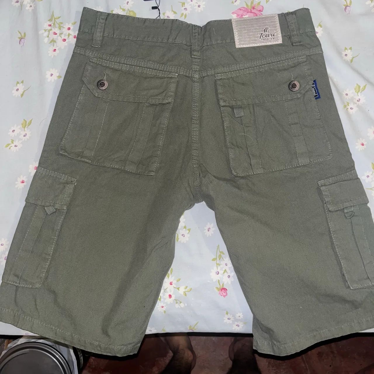 Bermuda cor verde militar nova - Foto 2