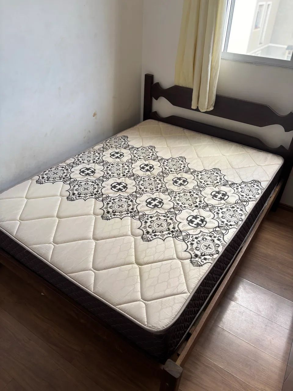 Cama de casal + colchão  - Foto 3
