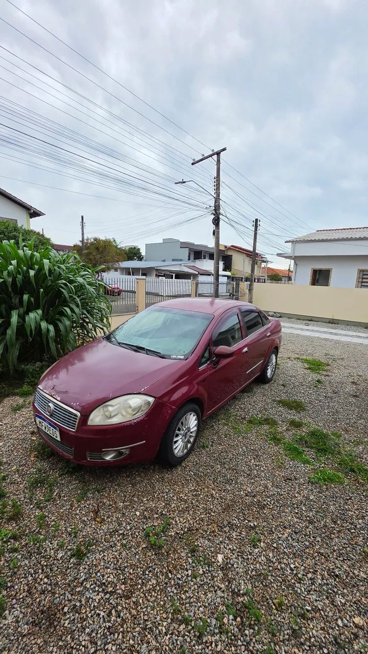 Fiat Linea Absolute 1.9/1.8 Flex Dualogic 4P 2010 - Foto 4