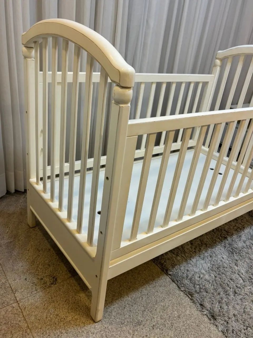 Berço Americano Clássico Premium em Madeira Maciça | Laca Branca | 150x77 | Ótimo Estado - Foto 5