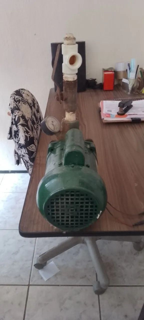 Vando bomba injetora, funcionando 100%,marca VOGES. - Foto 2