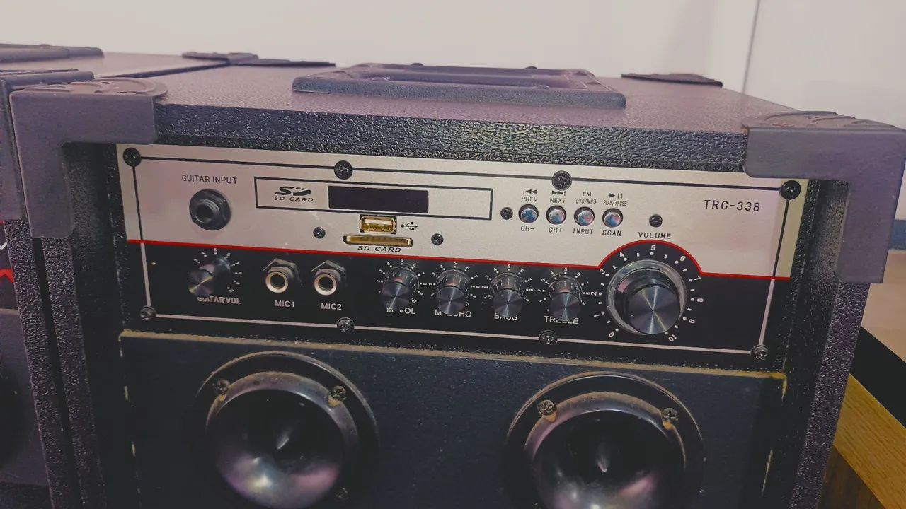 Caixa de som acústica amplificada  - Foto 4