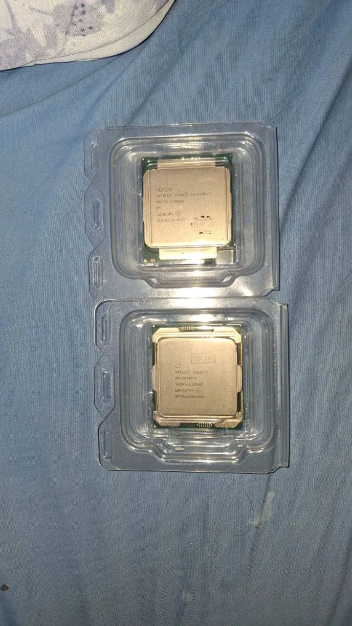 LOTE 2 PROCESSADORES XEON / Xeon E5-2650 V4 & Xeon E5-2650 V3 - Foto 2