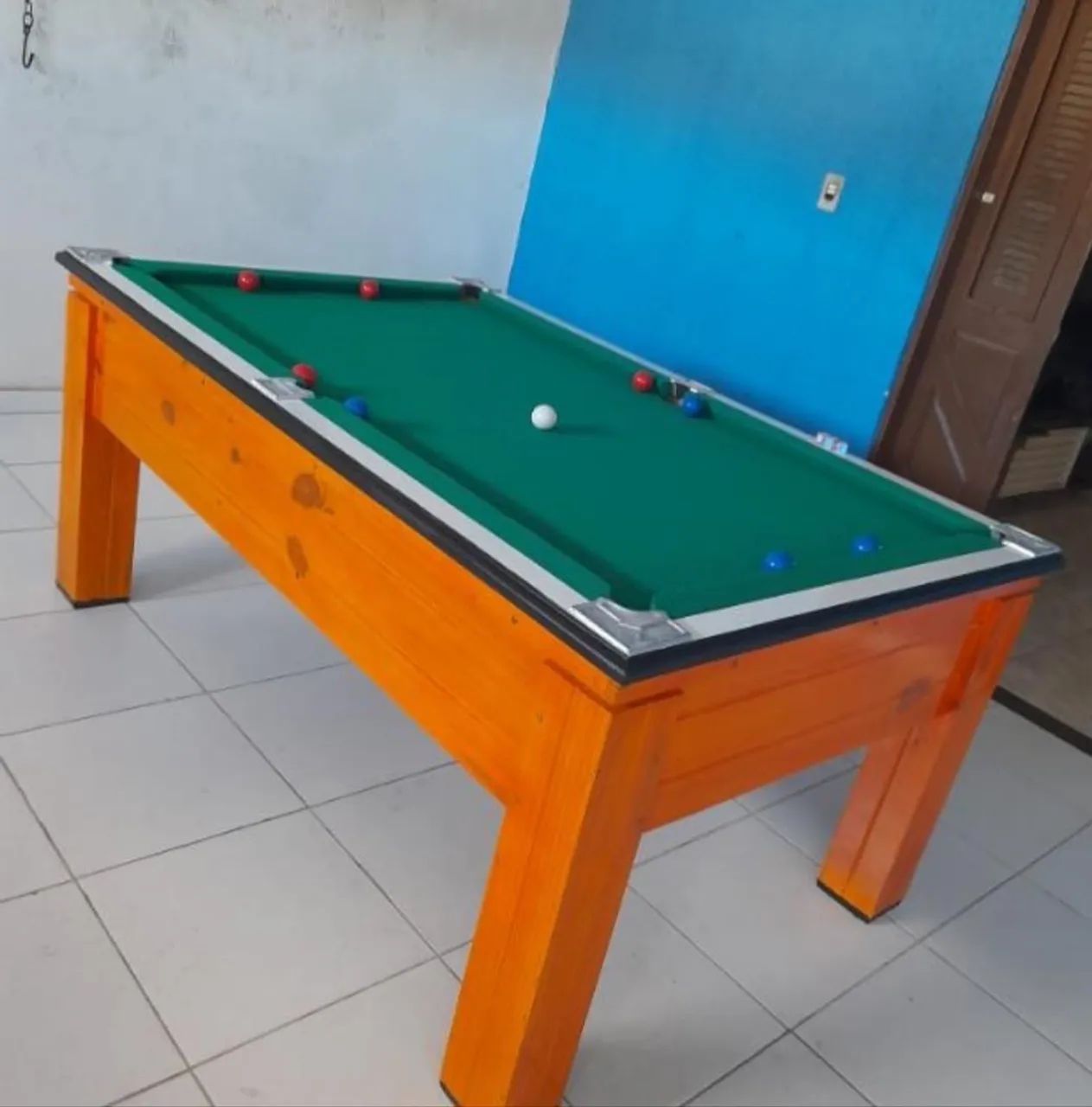 Mesa de sinuca completa