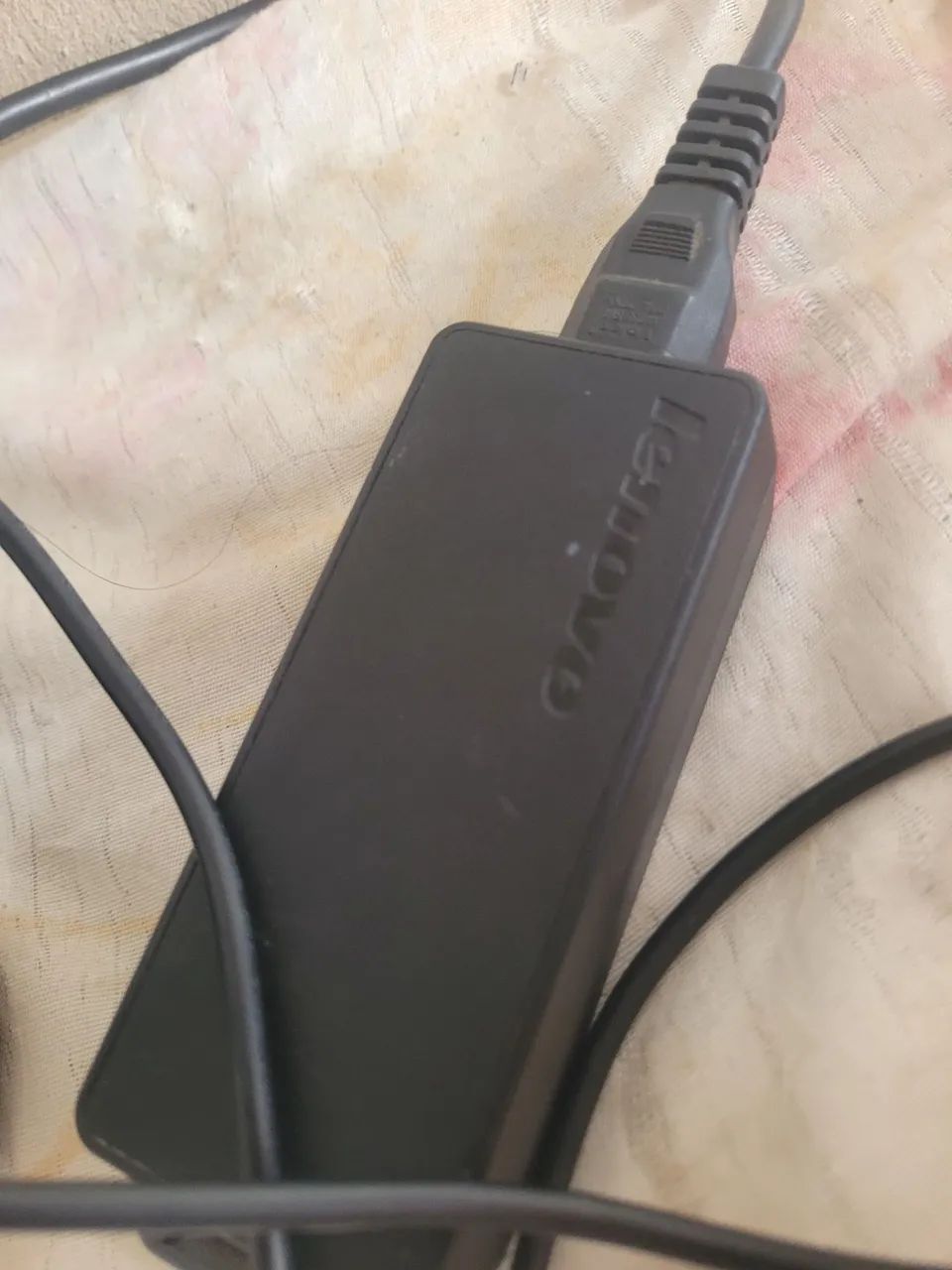 NOTEBOOK  LENOVO I3 5 GERAÇÃO  4GB LEIA 350$ - Foto 3