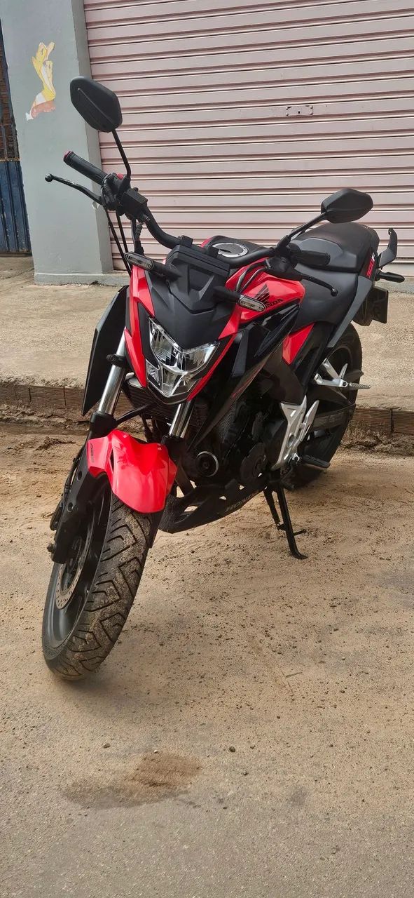 CB300F SemiNova - Foto 2