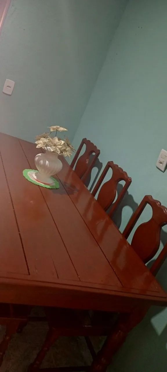 Mesa de jantar rústica de madeira. - Foto 4