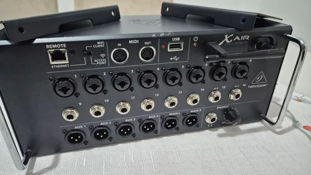 (PROMOÇÃO) Mesa Behringer XR16