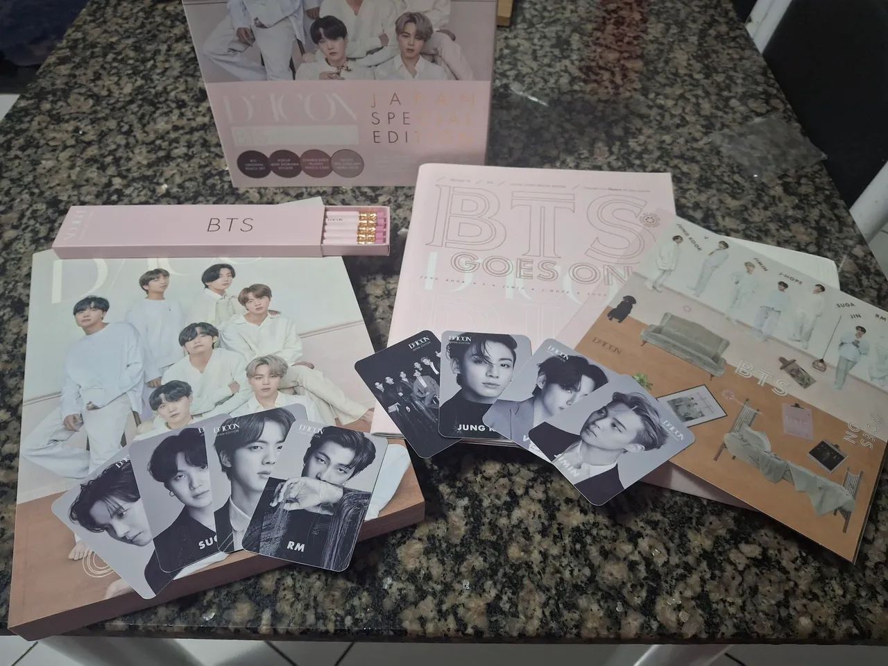 BTS - Dicon Vol 10 Japan Special Edition - Livros e revistas