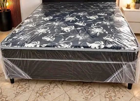 Cama box com colchão e cabeceira! Frete grátis  - Foto 2
