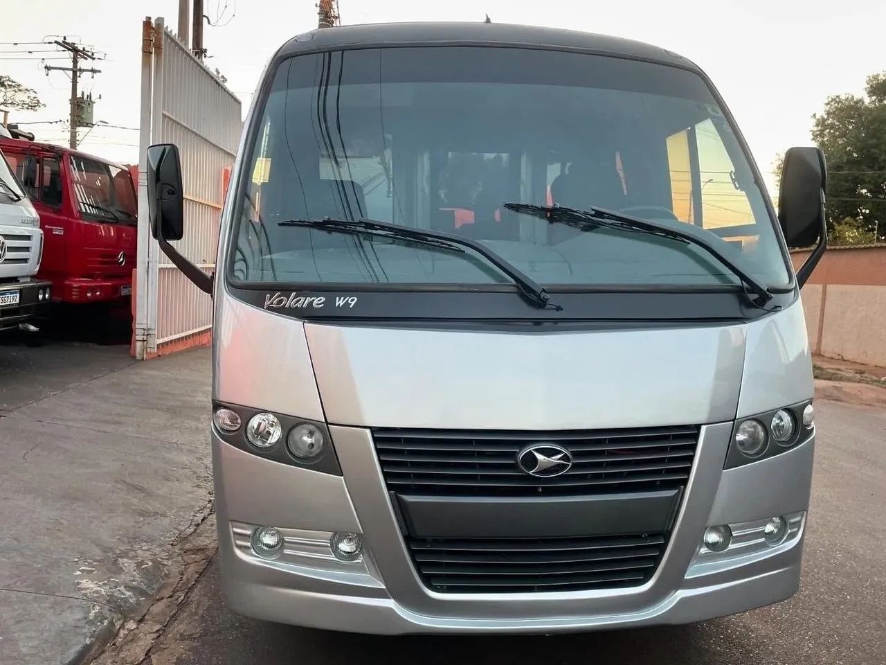 MICROÔNIBUS VOLARE W9