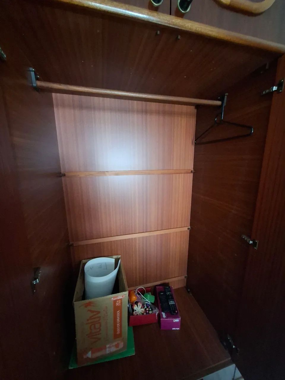Guarda roupa antigo - Foto 4