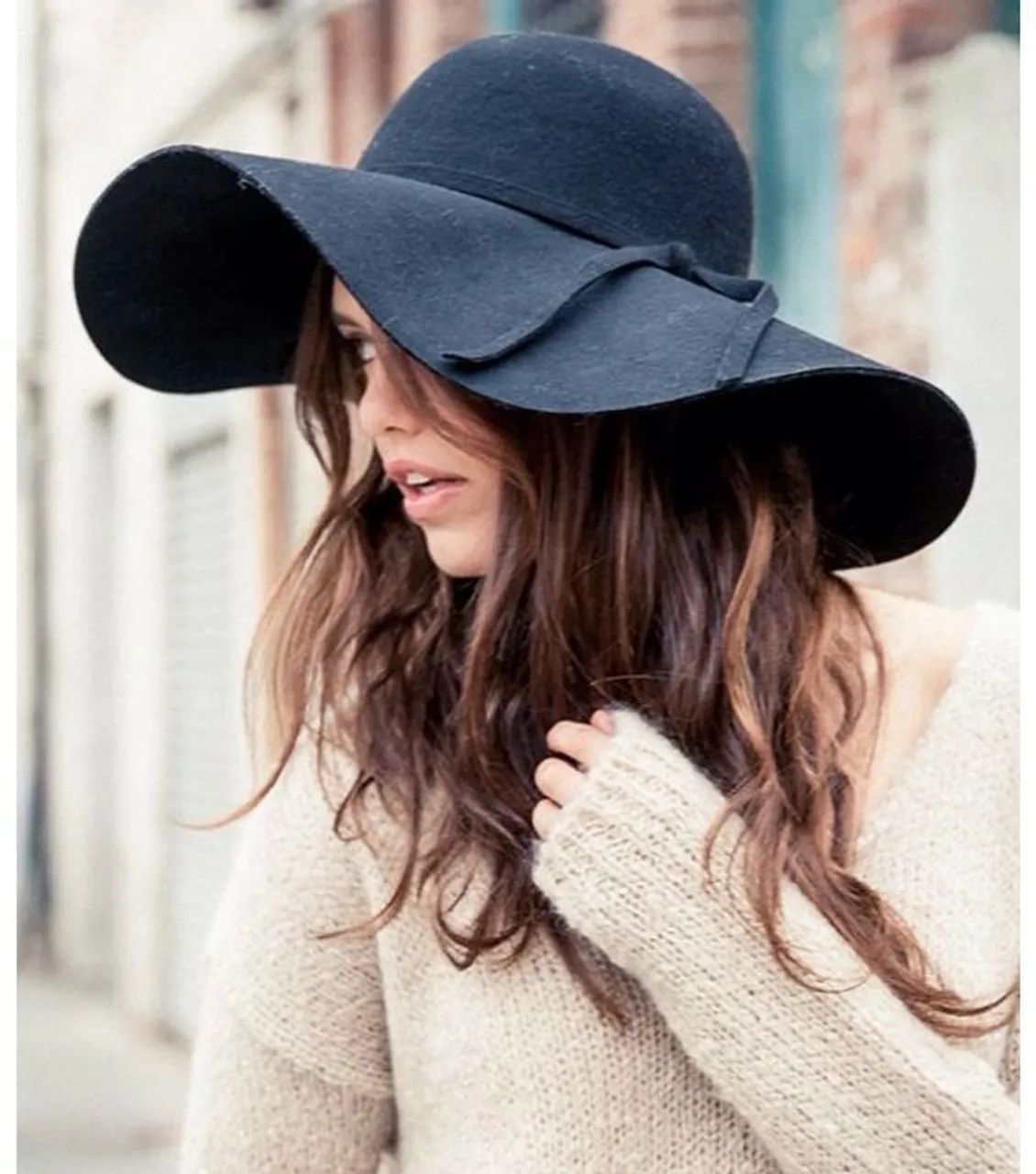 Chapéu elegante Floppy Preto Feminino de aba Flexível Com Laço. 
